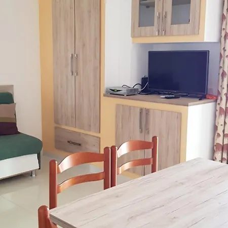 Apartment Viva Golem 3